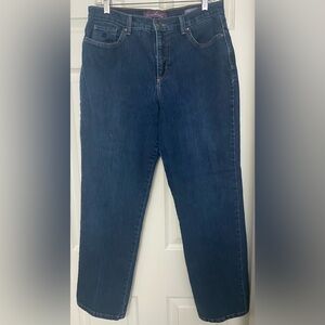 Gloria Vanderbilt jeans